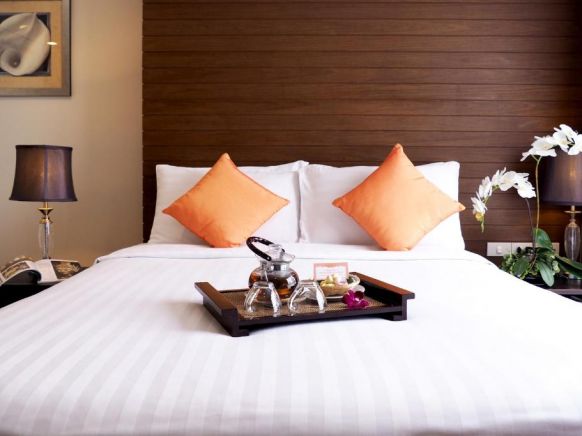 Отель FuramaXclusive Sathorn