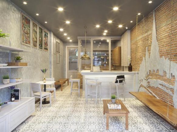 Golden Mountain Hostel