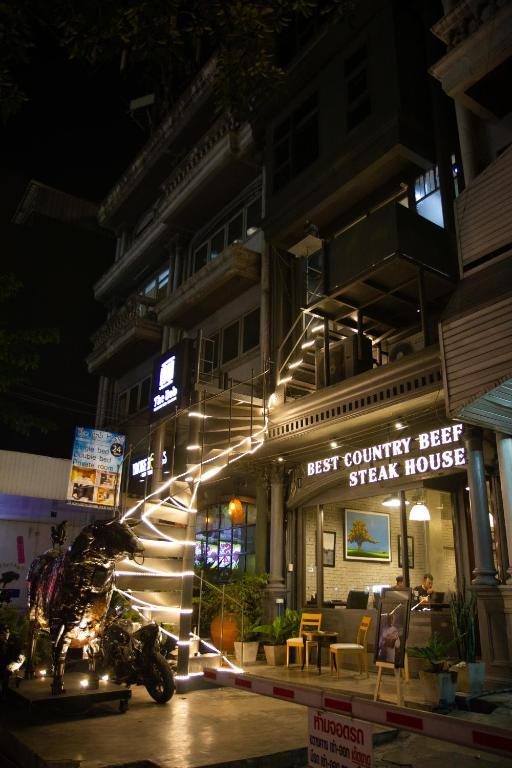 The BOB hostel, Бангкок
