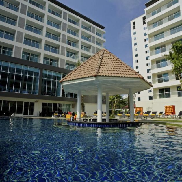 Centara avenue pattaya. Центара Паттайя. Паттайя отель центара. Centara Pattaya Hotel 4. Мовенпик Паттайя.