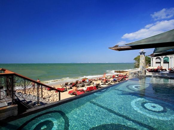 Novotel Pattaya Modus Beachfront Resort