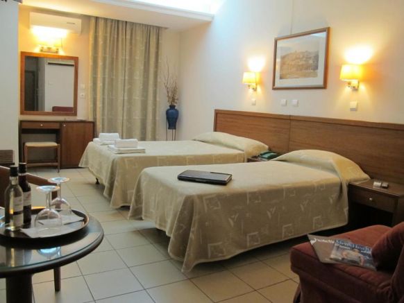 Hotel Solomou, Афины