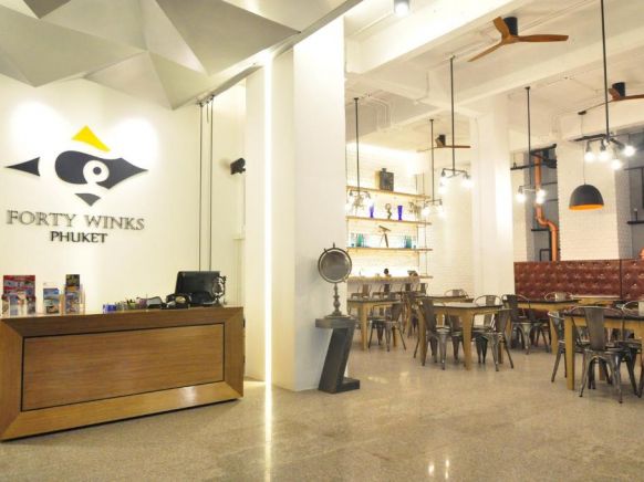 Forty Winks Phuket Hotel, Пхукет