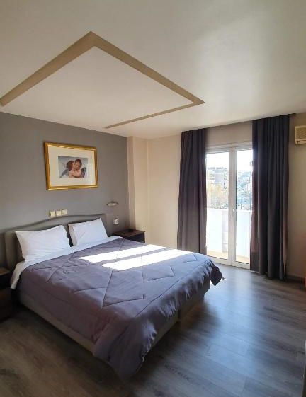 New Dream Hotel