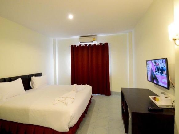 Paripas Express Patong