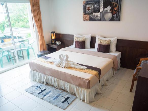 The Nice Patong Hotel