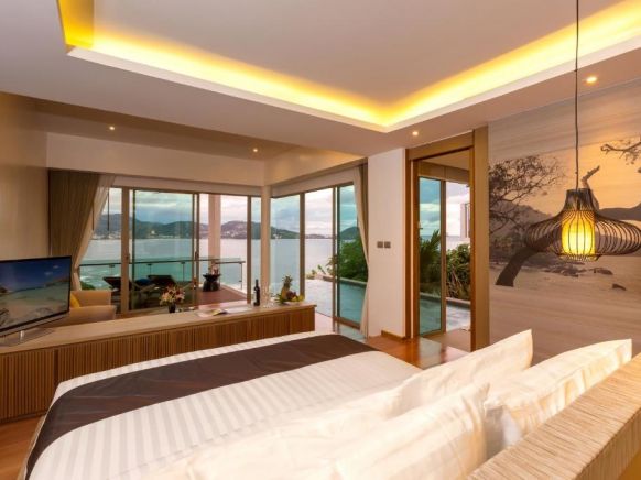 Курортный отель Wyndham Grand Phuket Kalim Bay, Пхукет