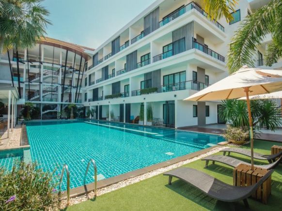Отель The Pago Phuket