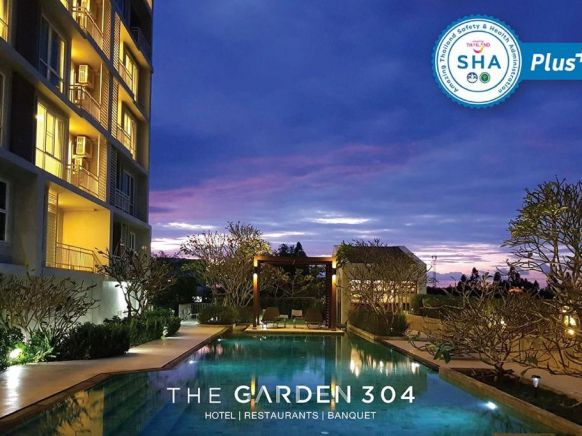 Отель The Garden 304