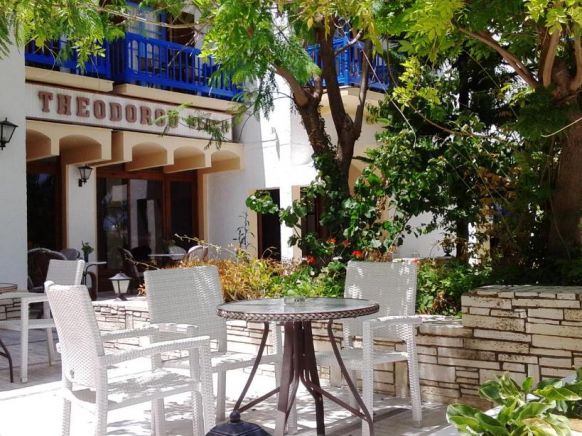 Theodorou Beach Hotel Apartments, Кос