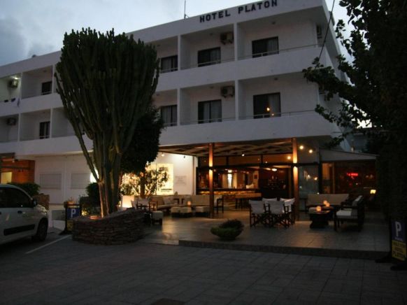 Hotel Platon, Фалираки
