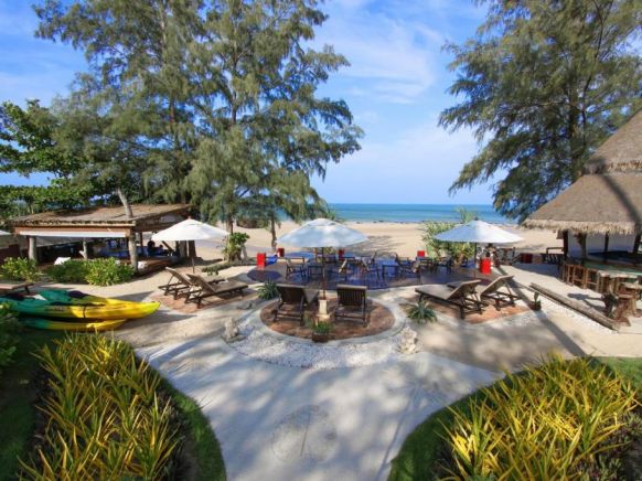 Lanta Castaway Beach Resort, Ко Ланта