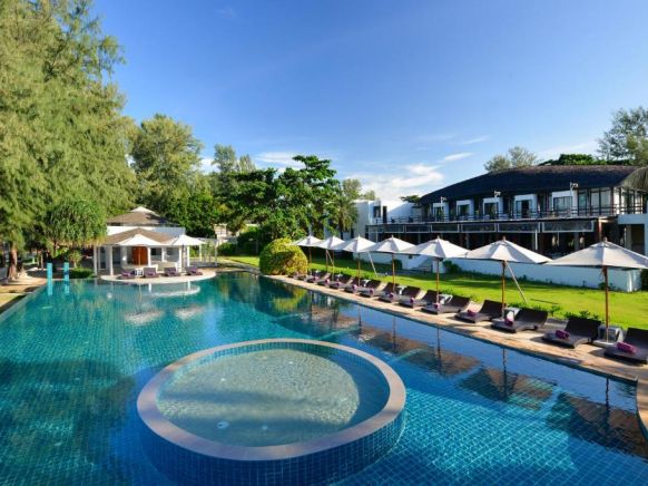 Отель Twin Lotus Resort & Spa by The Unique Collection