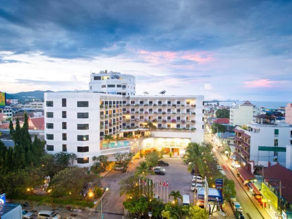 Курортный отель City Beach Resort