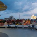 The Moon Hostel Huahin