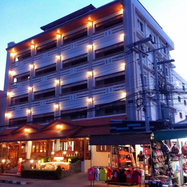 Отель Riverfront Hotel Mukdahan, Мукдахан
