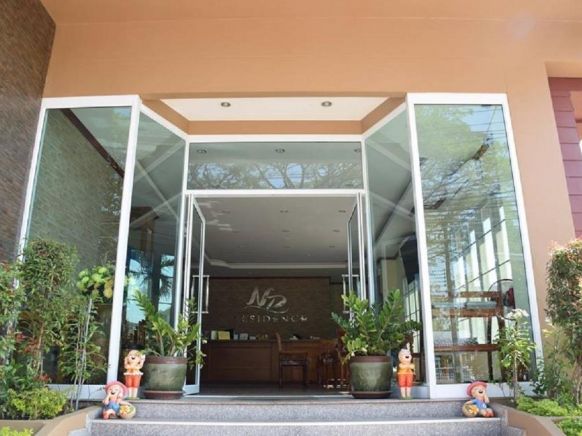Отель NP Residence, Накхонпханом