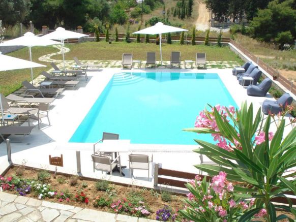 Villa Madeleine with pool