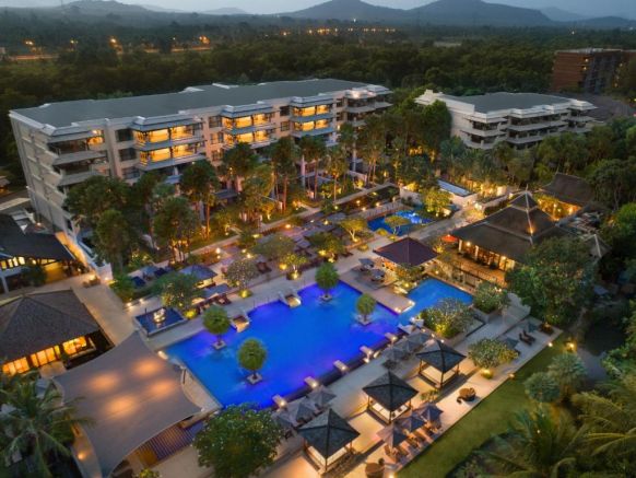 Курортный отель Marriott's Mai Khao Beach