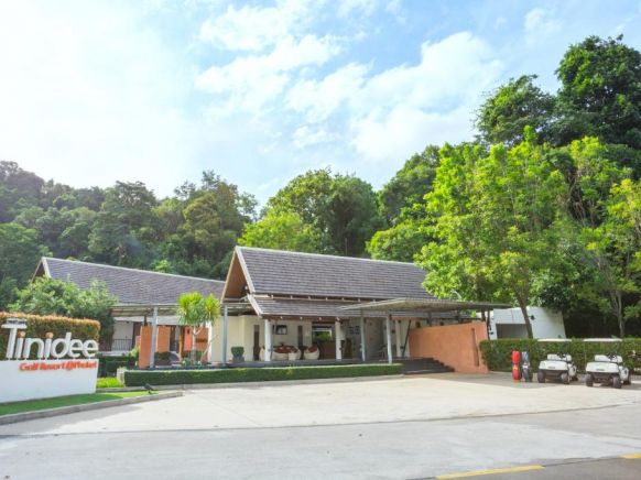 Tinidee Golf Resort at Phuket, Пхукет
