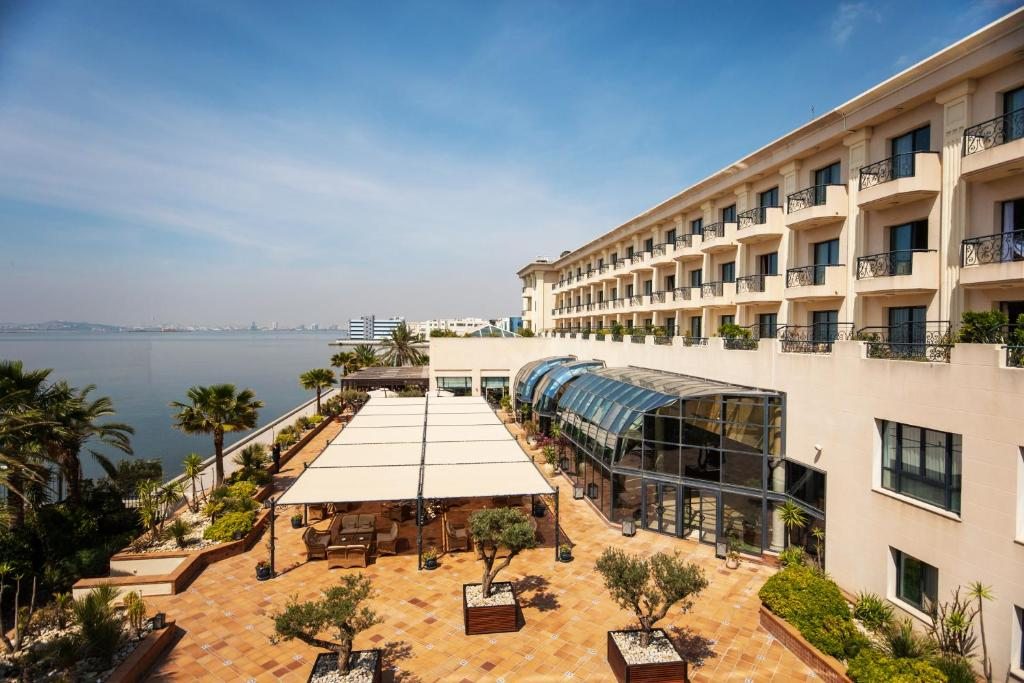 Concorde Hotel Les berges du Lac, Тунис (город)