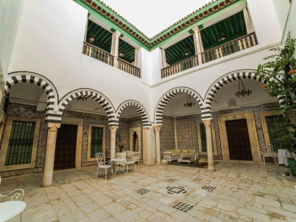 Отель Dar Ben Gacem, Тунис (город)