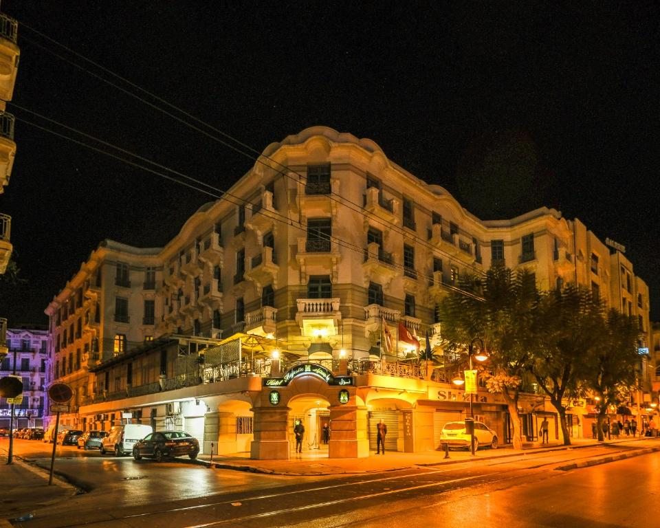 Majestic Hotel, Тунис (город)