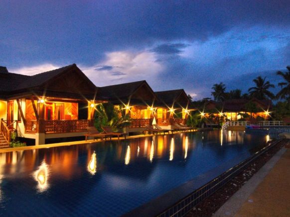 Курортный отель Sangsawan Palace Khaolak Resort, Кхаулак