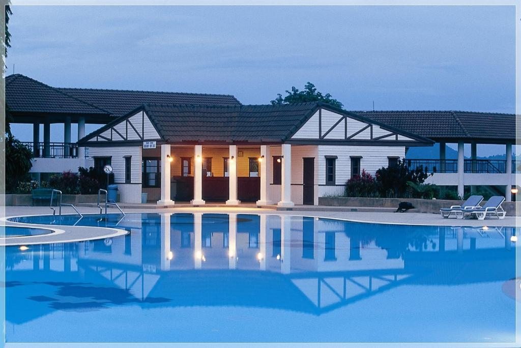Курортный отель Sir James Resort, Сарабури