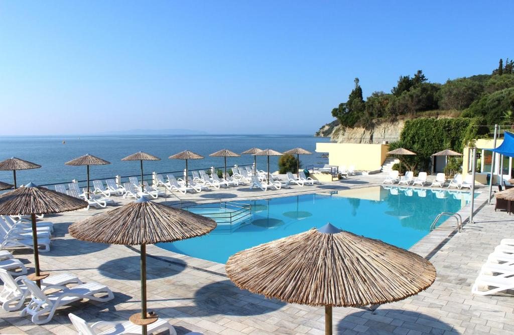 Ionian Sea View Hotel, Кавос