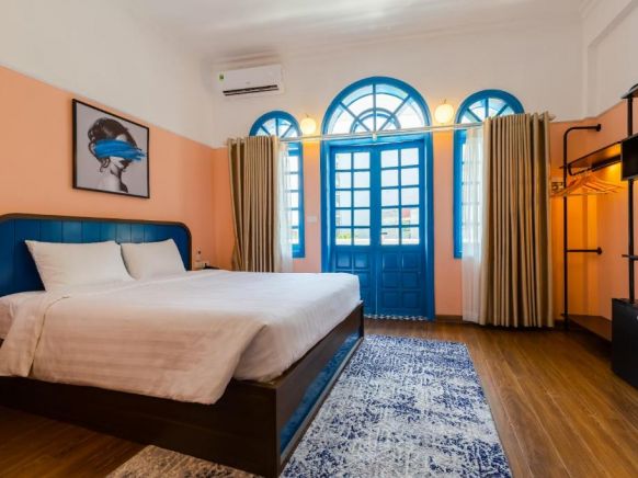 The Poppy Villa & Hotel