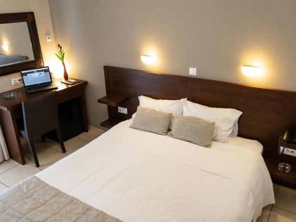 HOTEL HILL