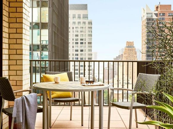 Fifty Hotel & Suites by Affinia