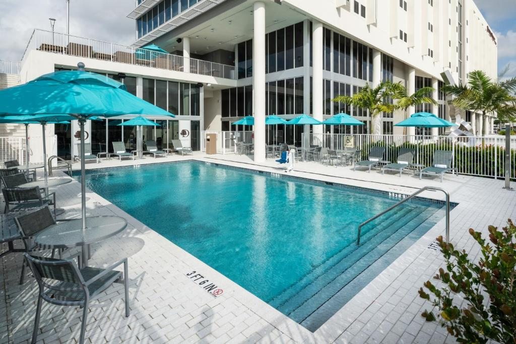 DoubleTree by Hilton Miami Doral, Майами
