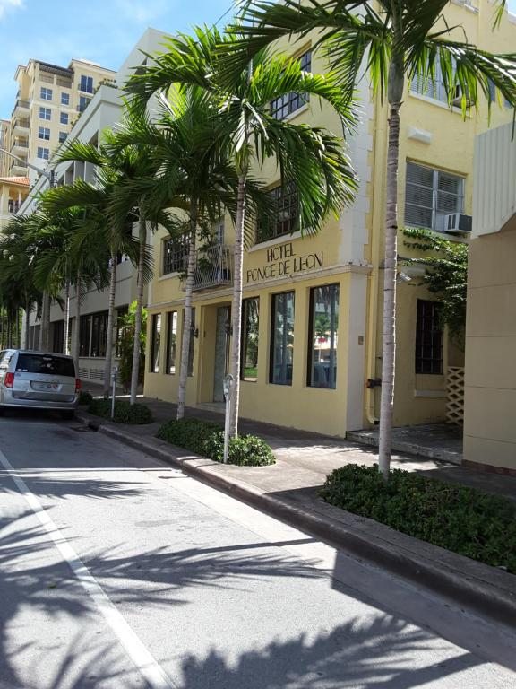 Hotel Ponce de Leon, Майами
