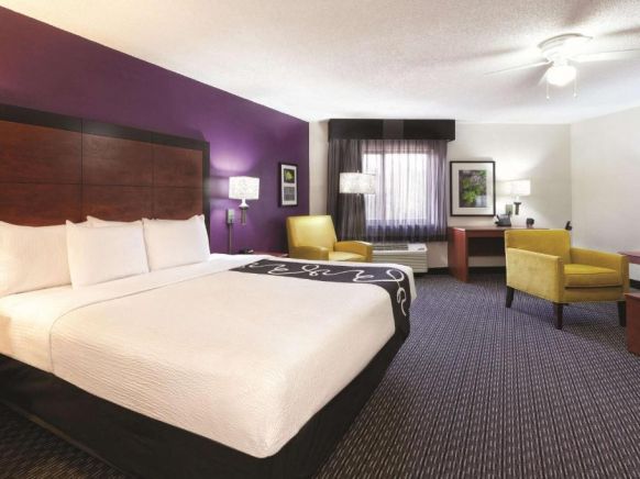 La Quinta by Wyndham Miami Airport East