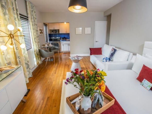 Beachside All Suites Hotel, Майами-Бич