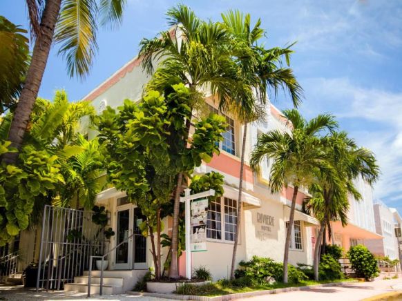 Riviere South Beach Hotel