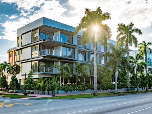 URBANICA The Euclid, Майами-Бич