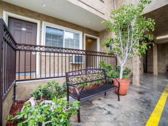 Nite Inn at Universal City