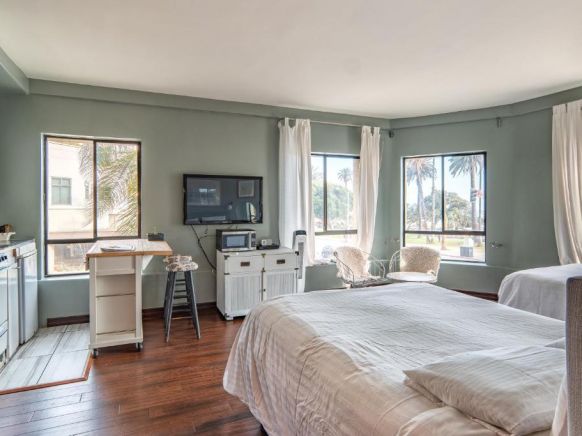 Ocean Luxury Lofts and Suites, Лос-Анджелес