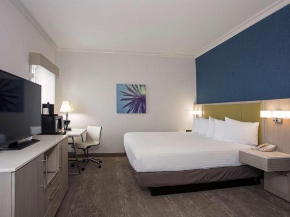 SureStay Hotel by Best Western Santa Monica
