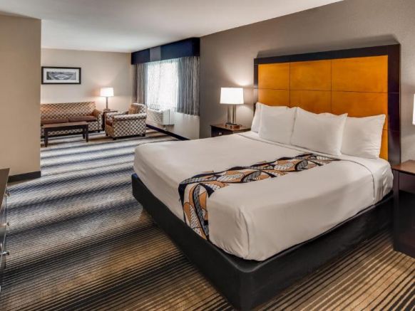 Best Western Plus Hyde Park Chicago Hotel, Чикаго