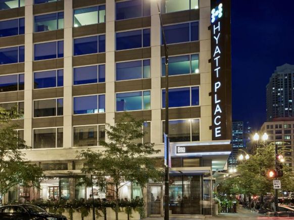 Hyatt Place Chicago River North
