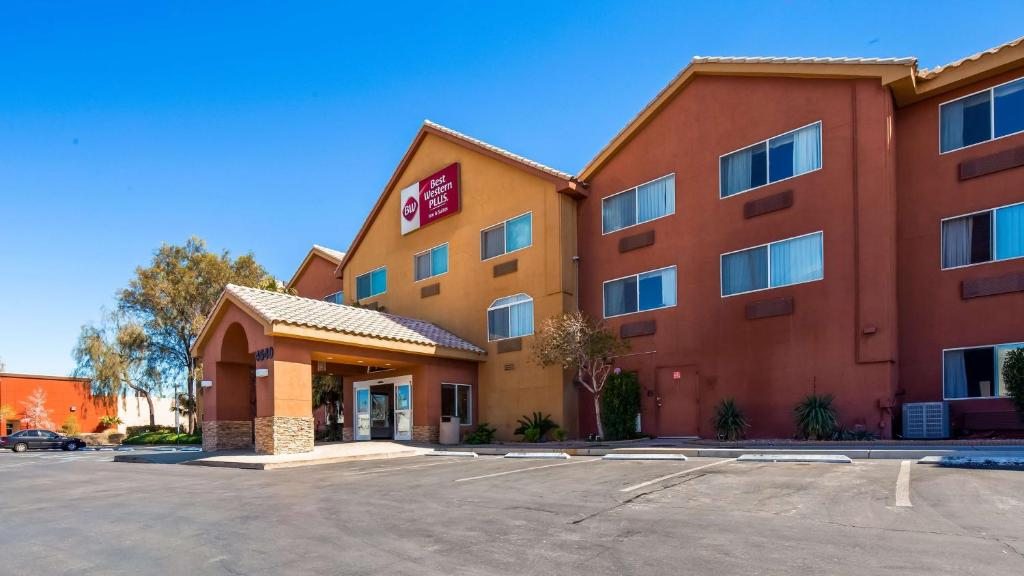 Best Western Plus North Las Vegas Inn & Suites, Лас-Вегас
