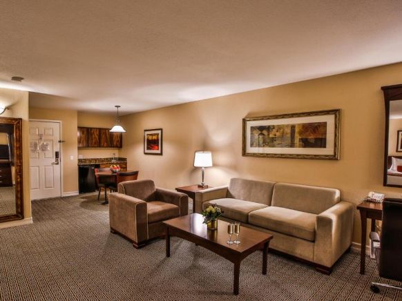 Tuscany Suites & Casino