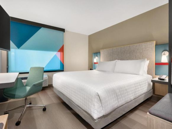 avid hotels - Orlando International Airport, an IHG Hotel, Орландо