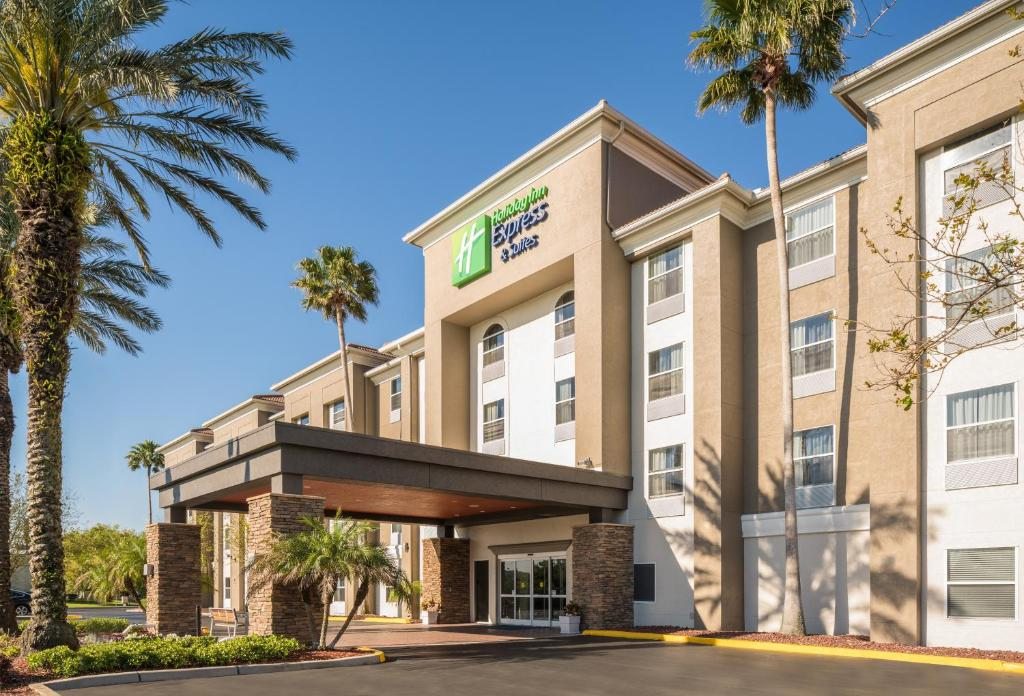 Holiday Inn Express & Suites Orlando International Airport, an IHG Hotel, Орландо