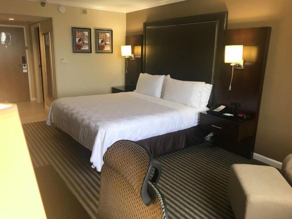 Holiday Inn Orlando East-UCF Area, an IHG Hotel