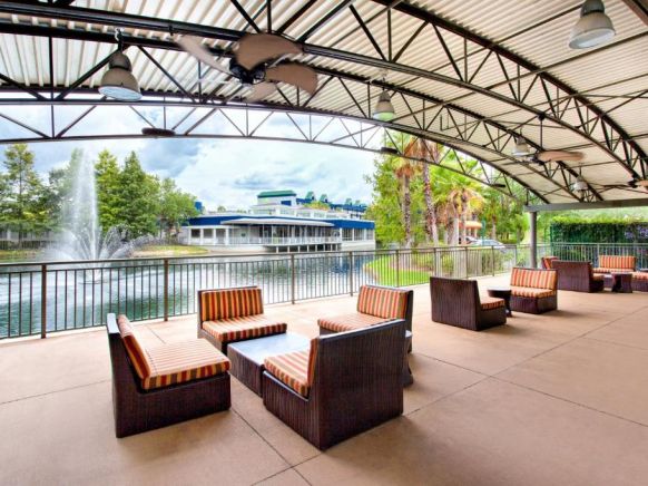 Holiday Inn Resort Orlando Suites - Waterpark, an IHG Hotel